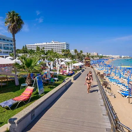 Sofia's Seaview شقة